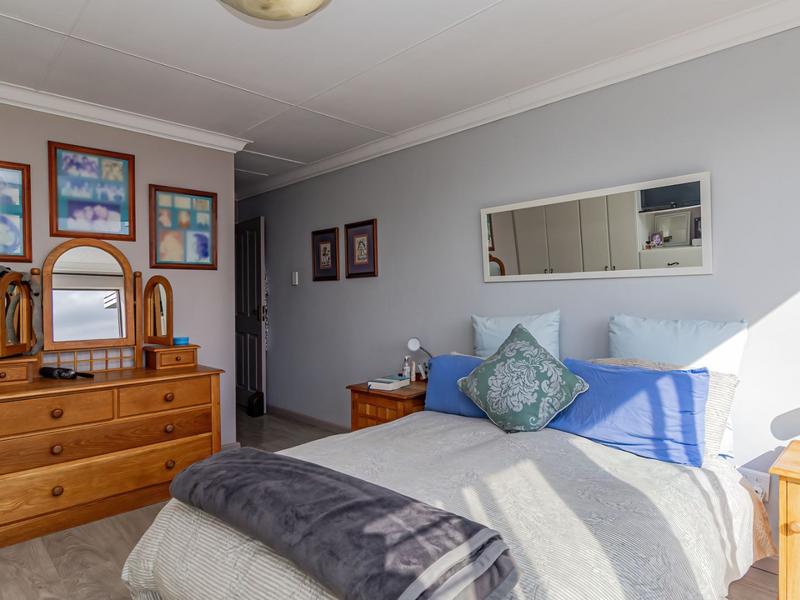 3 Bedroom Property for Sale in Diaz Western Cape